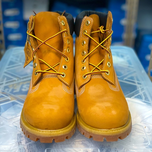 Timberland Premium 6in waterproof boot new in original box - Picture 3 of 5